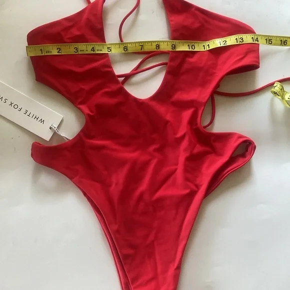 White Fox Boutique Columbia One-Piece Swimsuit Red ❤️ Sz Medium NWT - Picture 7 of 12